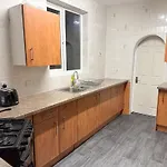 Wellesley Retreat 4br Entire *