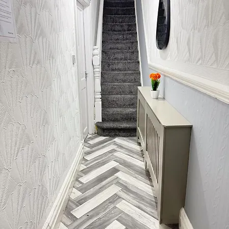 Wellesley Retreat 4br Entire 미들즈브러
