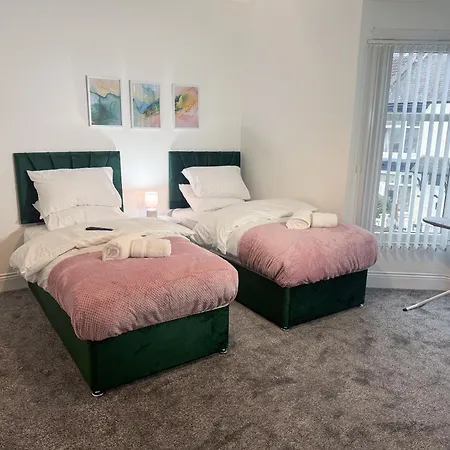 Wellesley Retreat 4br Entire * Middlesbrough