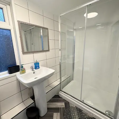 Wellesley Retreat 4br Entire * Middlesbrough