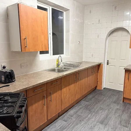 Wellesley Retreat 4br Entire *