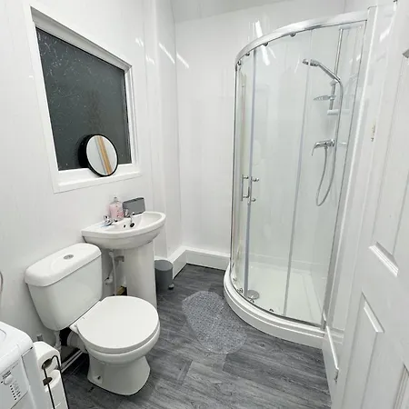 Wellesley Retreat 4br Entire 펜션