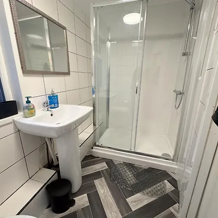 Wellesley Retreat 4br Entire